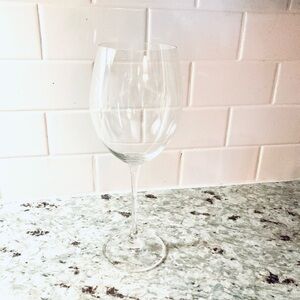 Lenox Crystal Bordeaux Wine Glass
Single Replacement Glass
10.5” H x 3” W